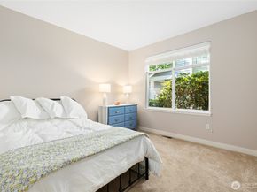 23124 NE 8th Place, Sammamish WA 98074