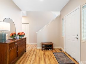 23124 NE 8th Place, Sammamish WA 98074