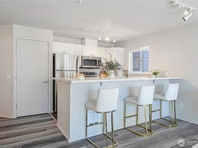 323 Queen Anne Avenue N 607, Seattle WA 98109