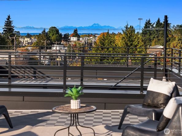 6501 Dibble Avenue NW, Seattle WA 98107