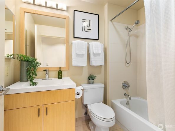 1711 E Olive Way 311, Seattle WA 98102