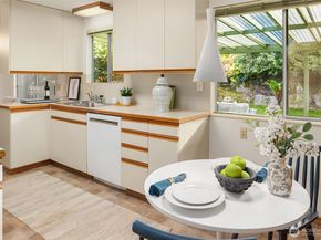 6037 NE 61st Street, Seattle WA 98115