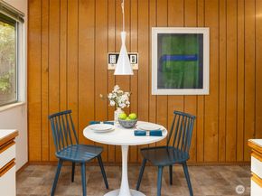 6037 NE 61st Street, Seattle WA 98115