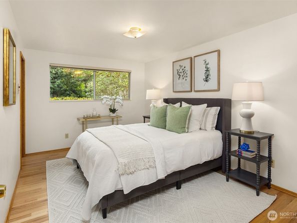 6037 NE 61st Street, Seattle WA 98115