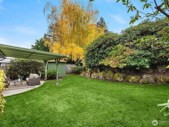 6037 NE 61st Street, Seattle WA 98115