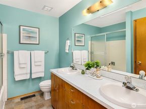 6037 NE 61st Street, Seattle WA 98115