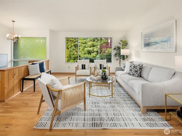 6037 NE 61st Street, Seattle WA 98115