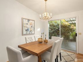 6037 NE 61st Street, Seattle WA 98115