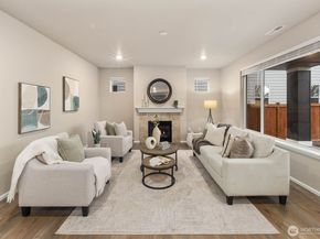 1214 Baker Heights Loop, Bremerton WA 98312