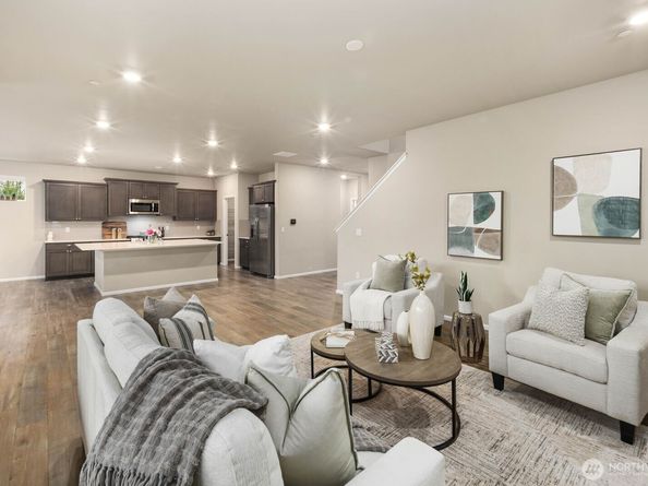 1214 Baker Heights Loop, Bremerton WA 98312