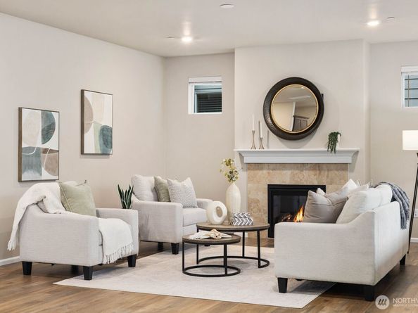 1214 Baker Heights Loop, Bremerton WA 98312