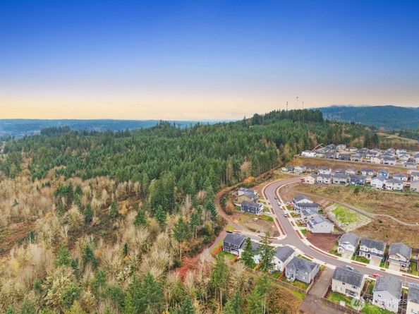 1214 Baker Heights Loop, Bremerton WA 98312