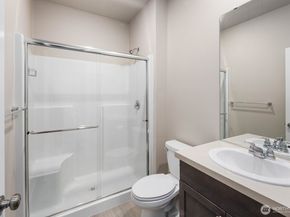 1214 Baker Heights Loop, Bremerton WA 98312