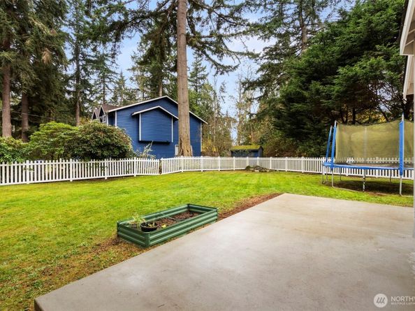 37099 Cypress Drive NE, Hansville WA 98340