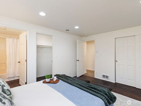 37099 Cypress Drive NE, Hansville WA 98340