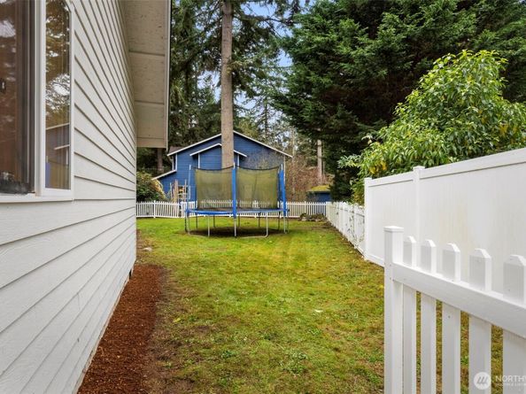 37099 Cypress Drive NE, Hansville WA 98340