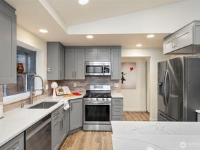 37099 Cypress Drive NE, Hansville WA 98340