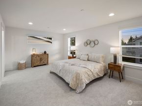 20 160th Place SE, Bothell WA 98012