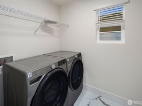 20 160th Place SE, Bothell WA 98012