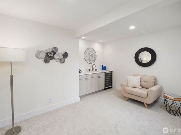 20 160th Place SE, Bothell WA 98012