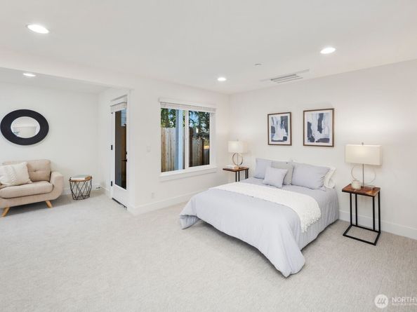 20 160th Place SE, Bothell WA 98012