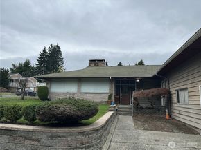 16545 Des Moines Memorial Drive S, Burien WA 98148