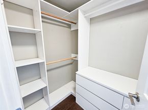 2272 Newport Way NW 14, Issaquah WA 98027