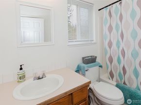 517 Forrest Park Street, Port Orchard WA 98366