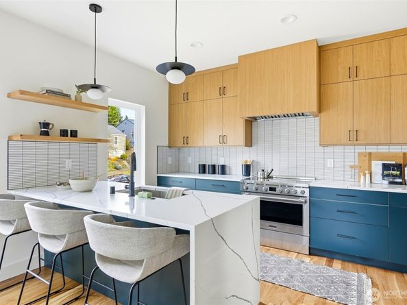 3757 SW Austin Street, Seattle WA 98126