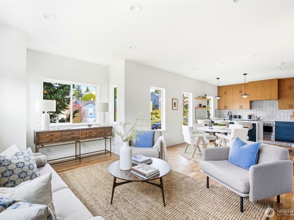 3757 SW Austin Street, Seattle WA 98126