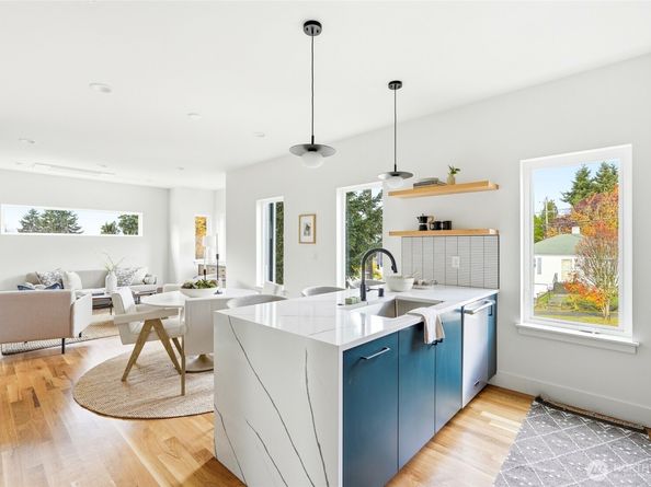 3757 SW Austin Street, Seattle WA 98126