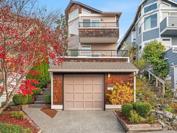 1430 32nd Avenue, Seattle WA 98122