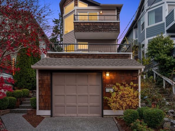 1430 32nd Avenue, Seattle WA 98122
