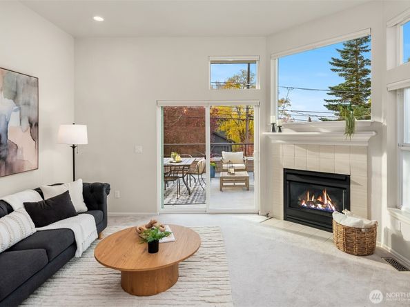 1430 32nd Avenue, Seattle WA 98122