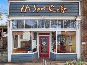 1430 32nd Avenue, Seattle WA 98122