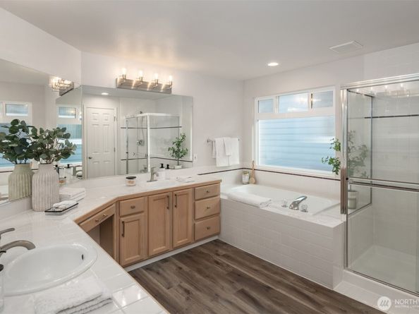 1430 32nd Avenue, Seattle WA 98122