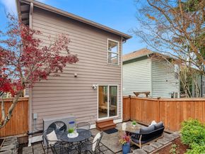 1430 32nd Avenue, Seattle WA 98122