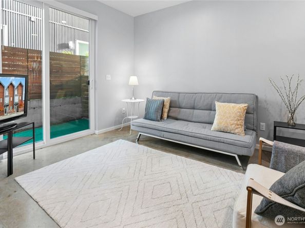 6641 Carleton Avenue S B, Seattle WA 98108