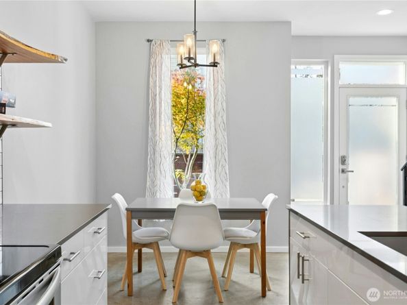 6641 Carleton Avenue S B, Seattle WA 98108