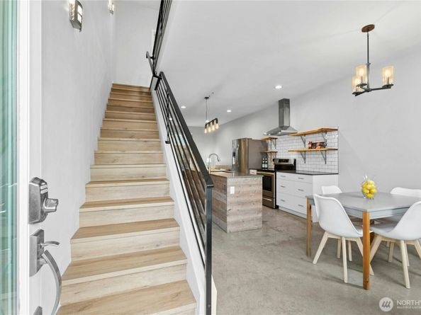 6641 Carleton Avenue S B, Seattle WA 98108