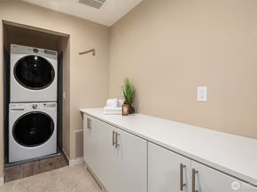 6363 Lake Washington Boulevard NE 203, Kirkland WA 98033