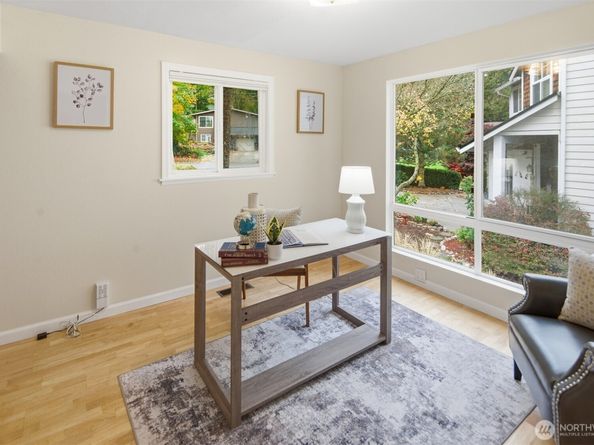 12664 NE 87th Street, Kirkland WA 98033