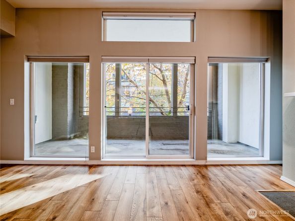 526 1st Avenue S 203, Seattle WA 98104