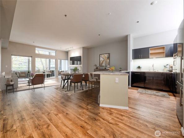 526 1st Avenue S 203, Seattle WA 98104