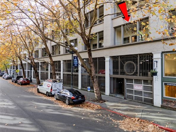 526 1st Avenue S 203, Seattle WA 98104