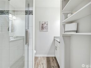 1940 N Northgate Way, Seattle WA 98133