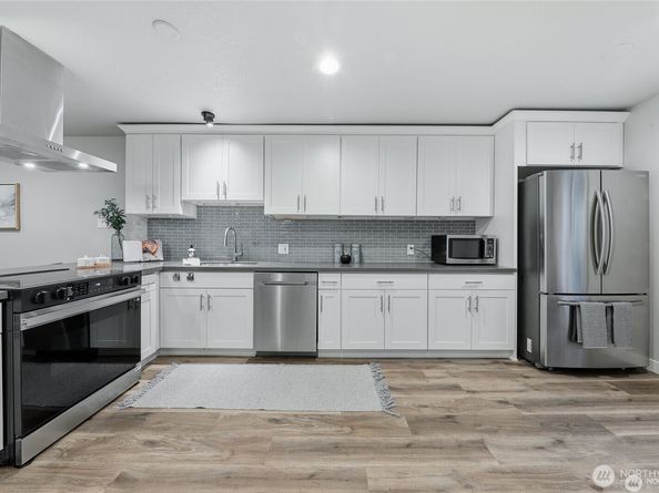 1940 N Northgate Way, Seattle WA 98133