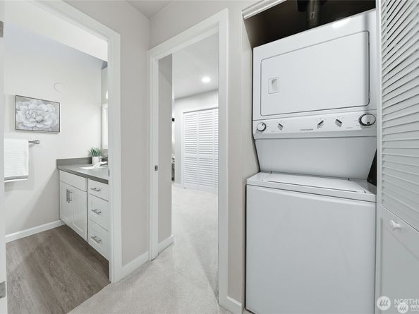 1940 N Northgate Way, Seattle WA 98133