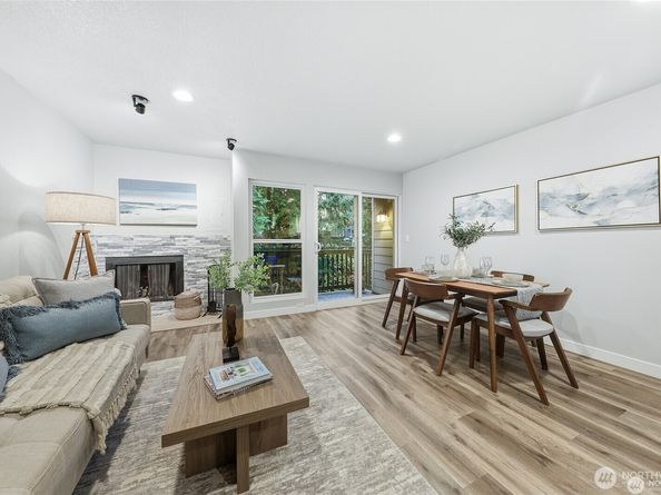 1940 N Northgate Way, Seattle WA 98133