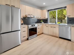 4407 S Holly Street, Seattle WA 98118